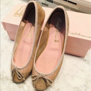 Pretty Ballerinas Nude Flats size 37